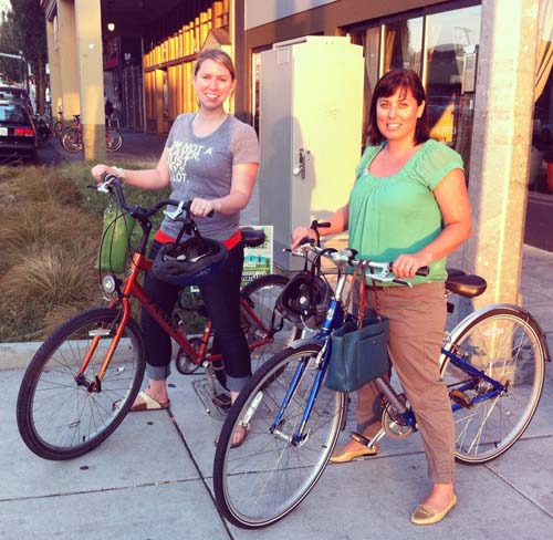 Laura Kimball (@lamiki) and Harmony Hasbrook (@deedeemama) on bicycles in Portland